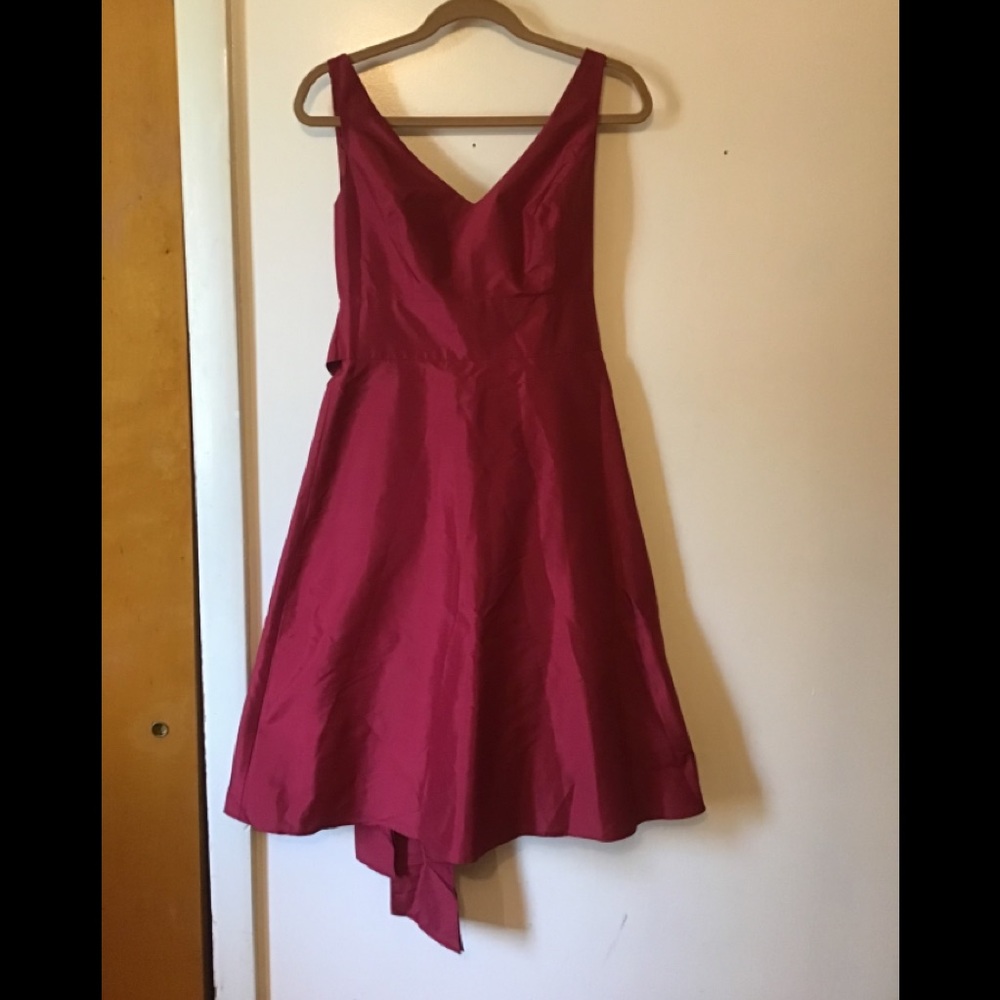 - Ann Taylor party or bridesmaid or for wedding dress with sash Sz 4 silk
